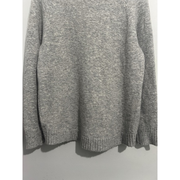 J.Crew Turtleneck Sweater in Supersoft Yarn Women’s Small Gray Wool AF023 - Picture 8 of 13